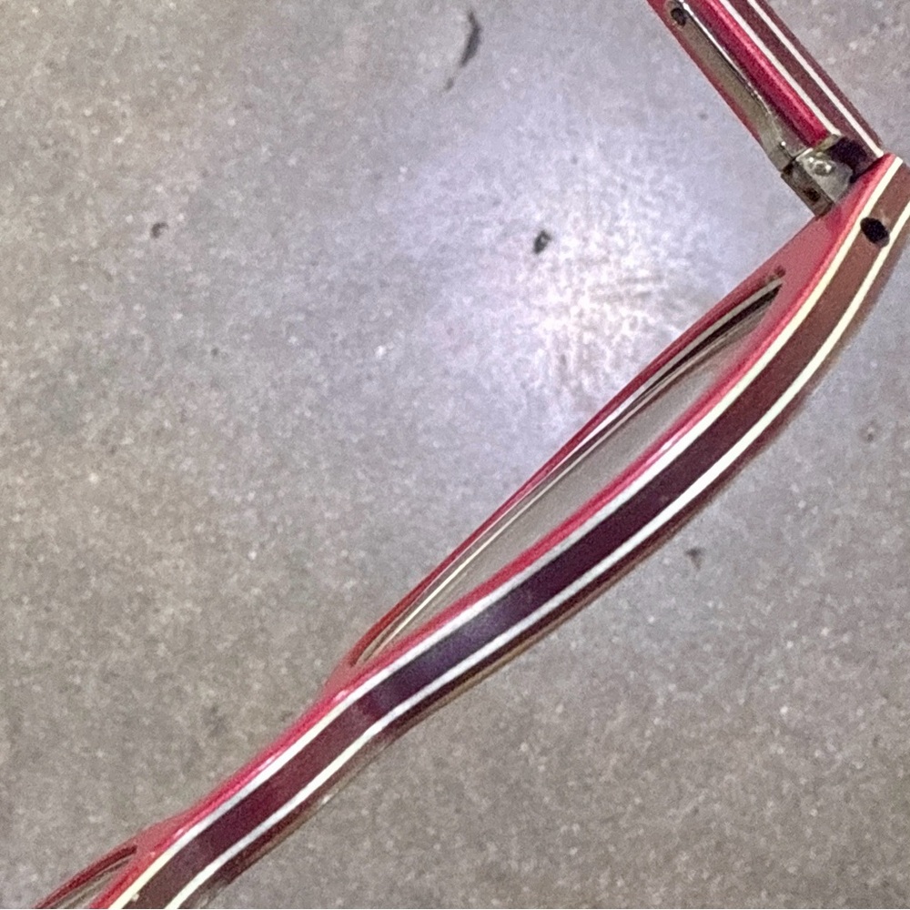 Gold & Wood Luxury Crafted Women’s Burgundy Frames- Made in Luxembourg - Picture 5 of 13